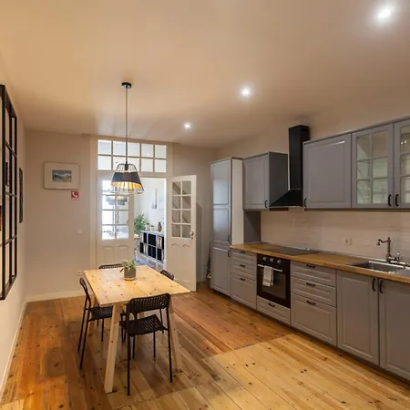 Flh Bairro Alto Spacious Apartment Lisbon